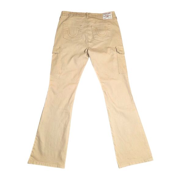 True Religion Khaki Cargo Pants‎ Men's Size 31x32 Brown Boot Cut NWOT New - Picture 2 of 15